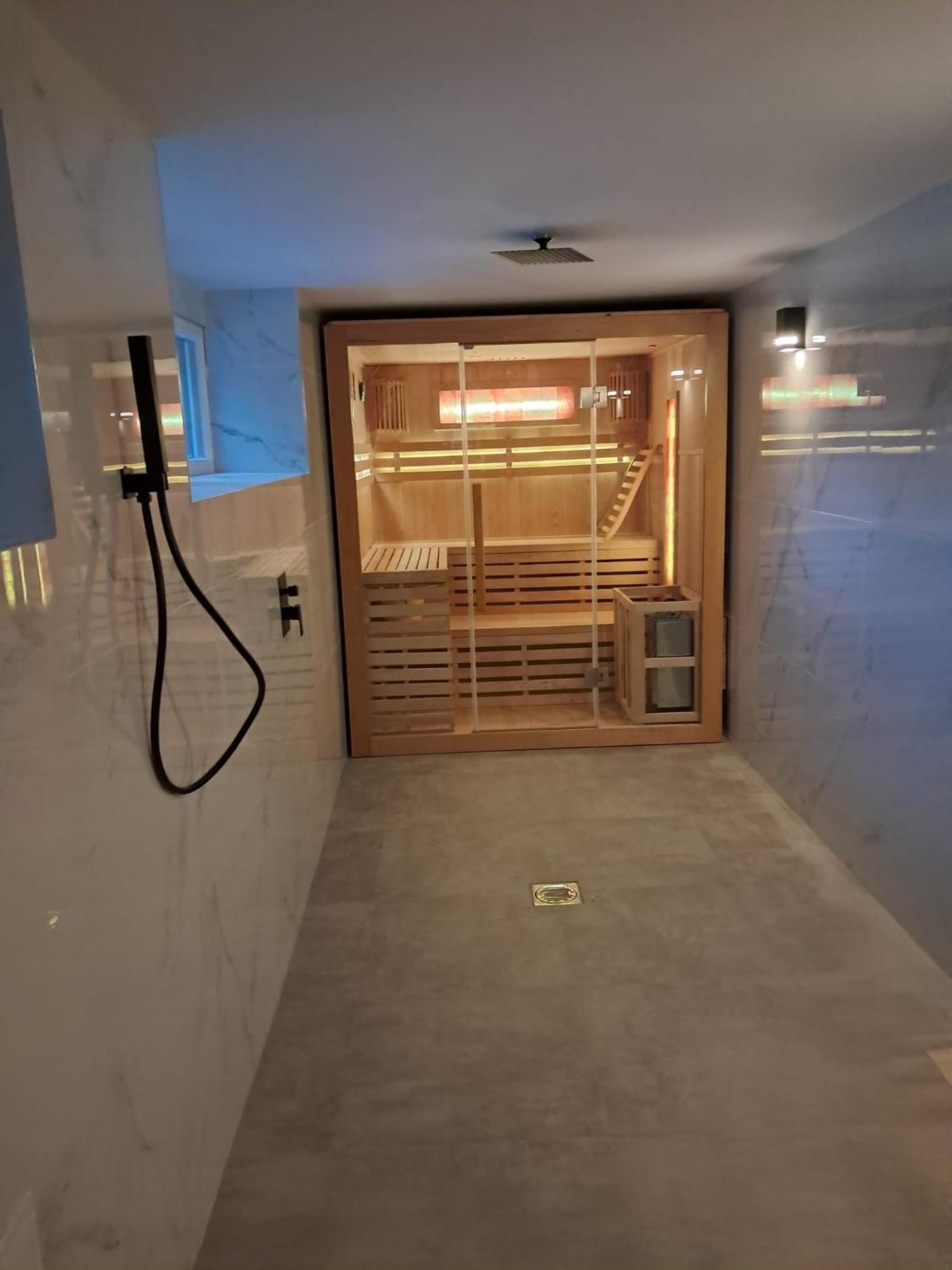 Szwajcarka Willa Z Sauna I Jacuzzi Kudowa-Zdroj Bagian luar foto