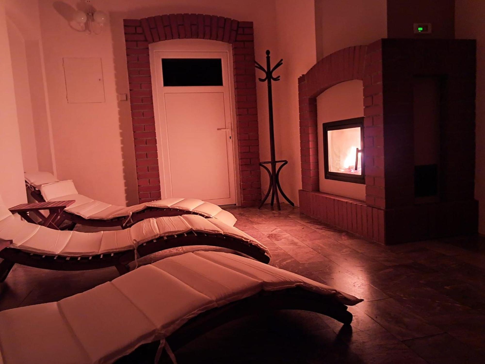 Szwajcarka Willa Z Sauna I Jacuzzi Kudowa-Zdroj Bagian luar foto