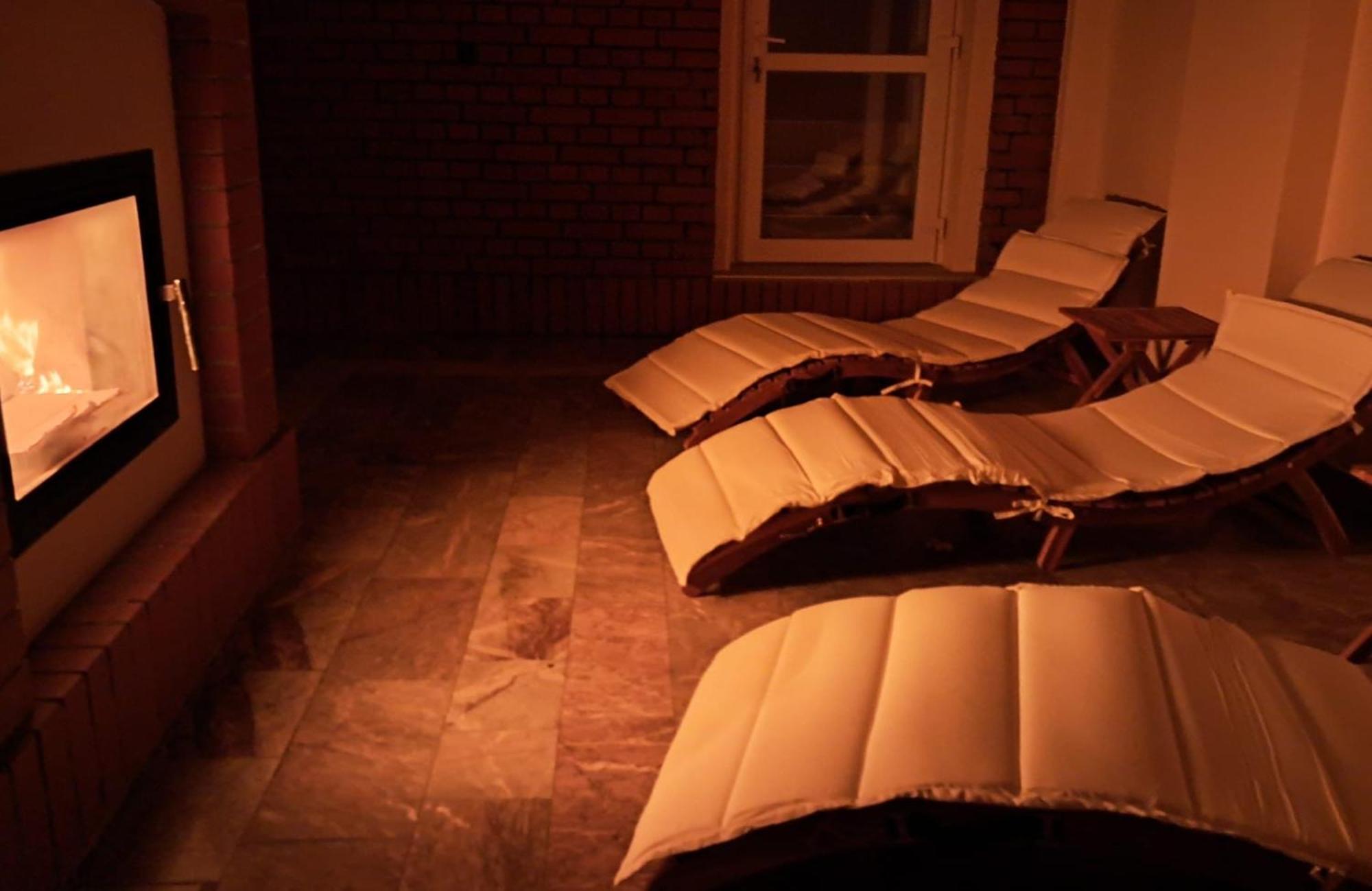Szwajcarka Willa Z Sauna I Jacuzzi Kudowa-Zdroj Bagian luar foto